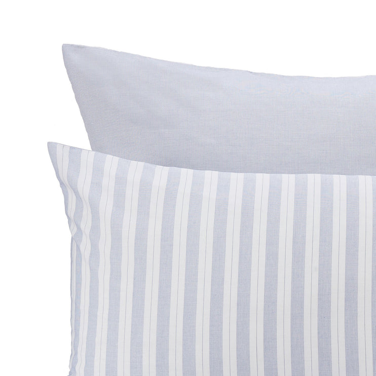 Kissenbezug Izeda, Blau & Weiß, 100% Baumwolle | Hochwertige Wohnaccessoires