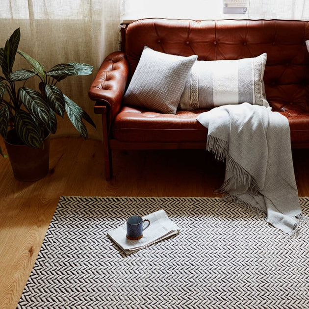 Teppich Kolvrain Schwarz & Weiß | Schöne Ideen für Ihr Zuhause | URBANARA