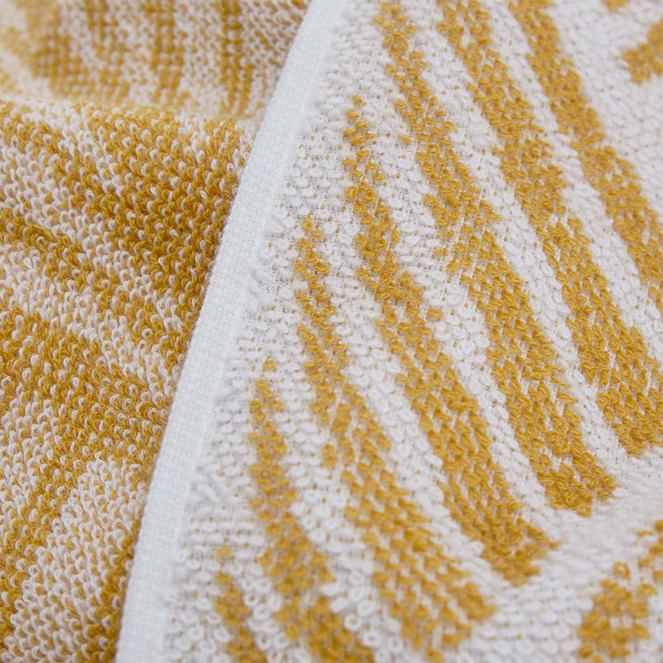 Handtuch Coimbra, Senfgelb & Weiß, 100% Baumwolle | URBANARA Baumwoll-Handtücher