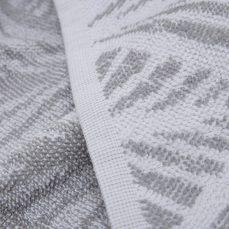 Handtuch Coimbra, Grau & Weiß, 100% Baumwolle | URBANARA Baumwoll-Handtücher