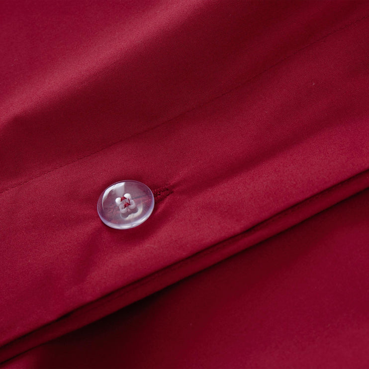 Kissenbezug Perpignan in Rubinrot aus 100% gekämmte Baumwolle | Entdecken Sie unsere schönsten Wohnaccessoires