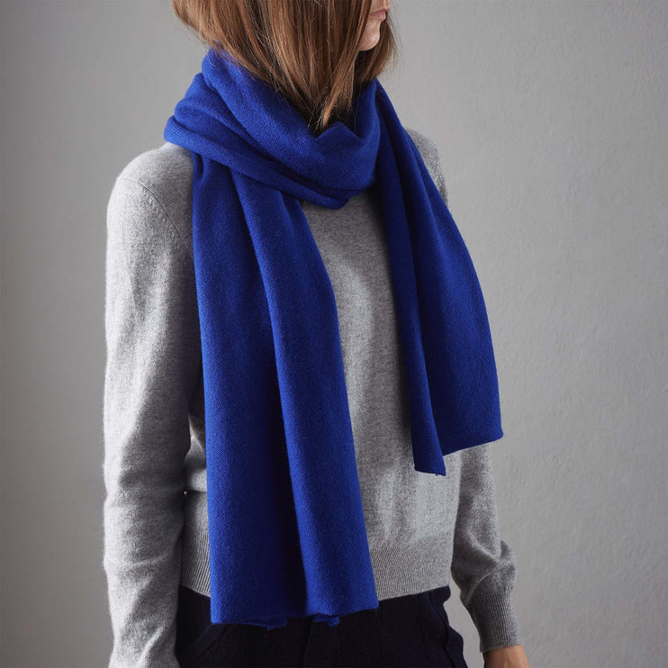 Schal Norain Royalblau | Schöne Ideen für Ihr Zuhause | URBANARA