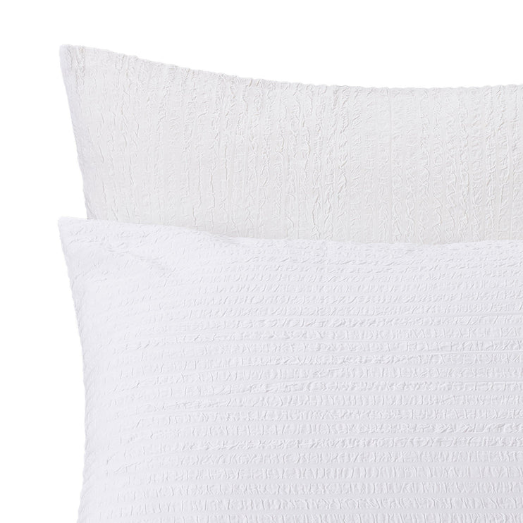 Kissenbezug Ansei, Weiß, 100% Baumwolle | URBANARA Seersucker-Bettwäsche