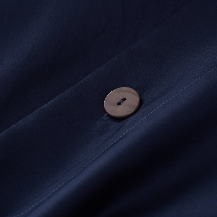 Satin-Bettwäsche Millau Dunkelblau, 100% gekämmte und merzerisierte Baumwolle | URBANARA Satin-Bettwäsche