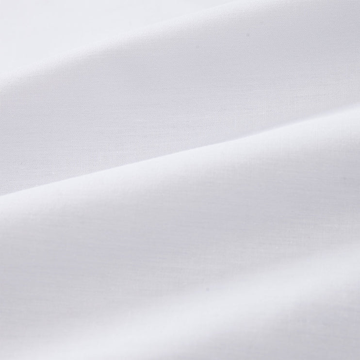 Kissenbezug Abiul, Weiß & Hellgrau, 100% gekämmte Baumwolle | URBANARA Perkal-Bettwäsche