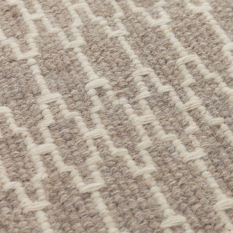 Teppich Badela in Natur & Elfenbein aus 100% Wolle | Entdecken Sie unsere schönsten Wohnaccessoires