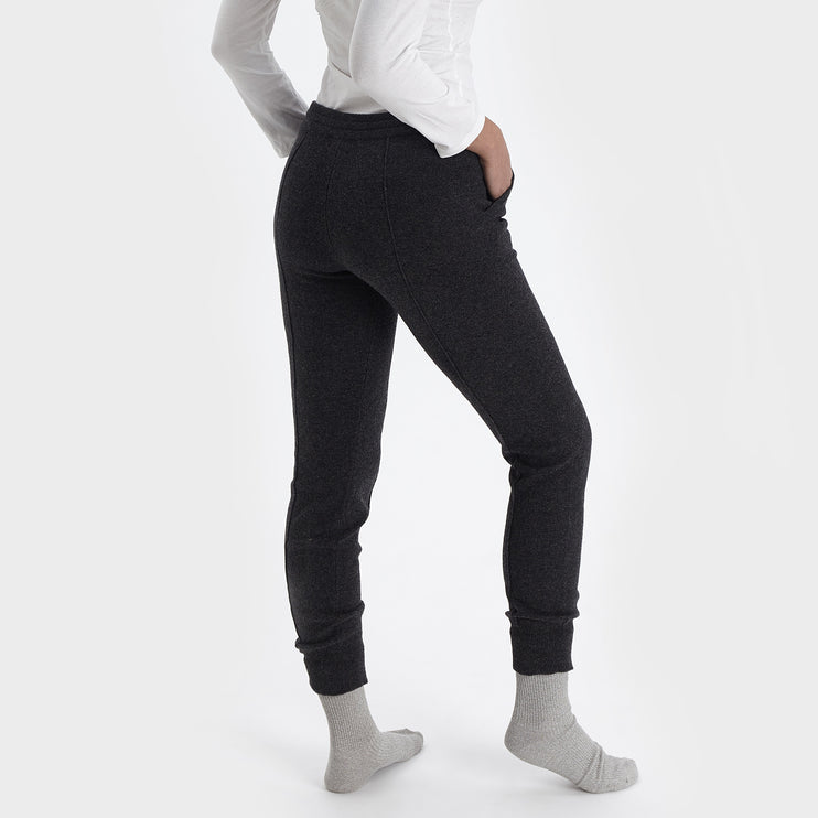 Jogginghose Nora, Anthrazit, 50% Kaschmirwolle & 50% Wolle | URBANARA Loungewear